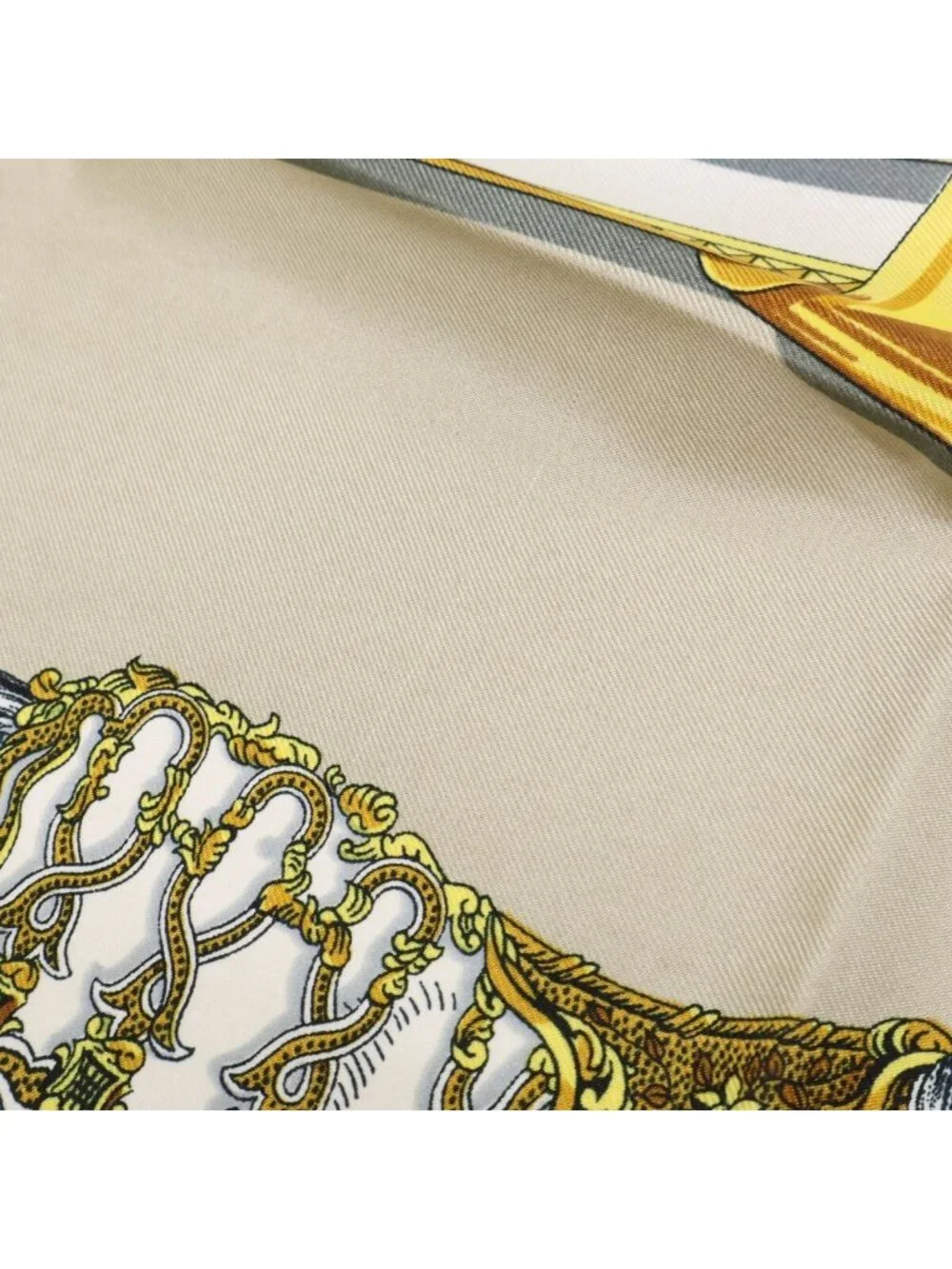 Hermes Grand Apparat Silk Carre 90 Scarf